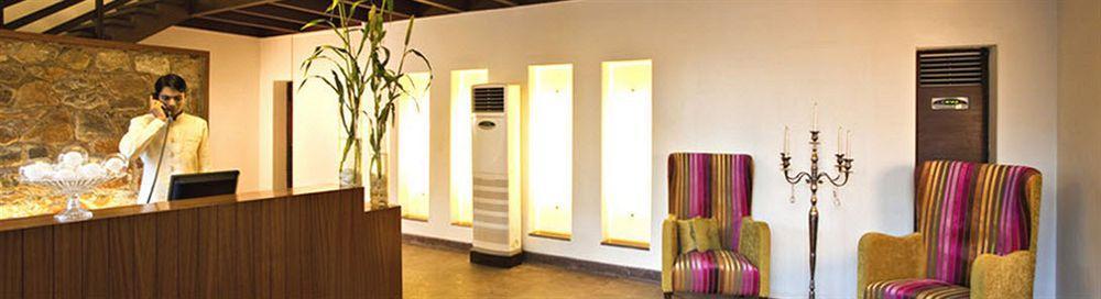 Lemon Tree Hotel, Tarudhan Valley, Manesar Gurgaon Exterior photo