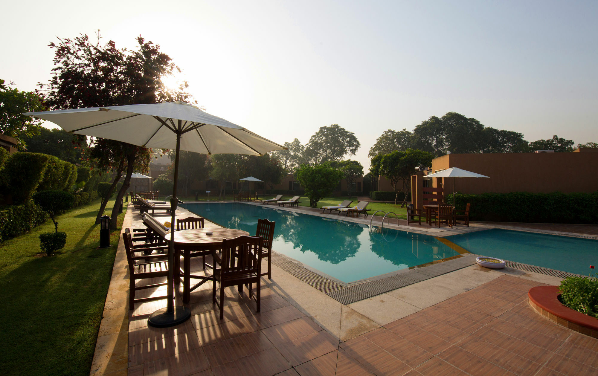 Lemon Tree Hotel, Tarudhan Valley, Manesar Gurgaon Exterior photo